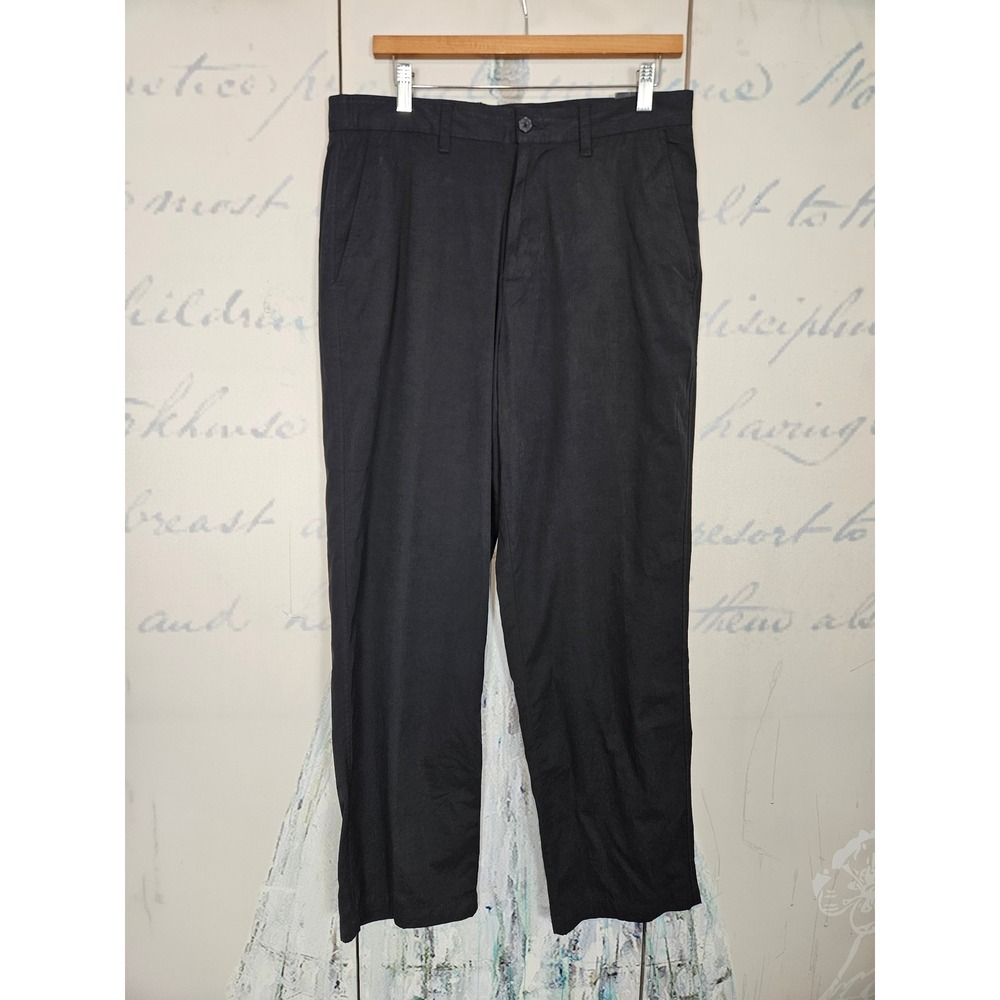 NWT IZOD Golf Pants 32x30 Black Performance Chino Flat Front Moisture Wicking